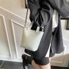 Bolsa Casual Simples Feminina 2025 Primavera Nova Design de Nicho Elegante Fashionável Textiva Ombro Transversal Balde