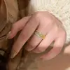 Anel de Trigo Dourado com Zircônia, Anel Largo Aberto Dupla Fileira de Diamantes Estilo Vintage, Anel de Design de Nicho Fashion de Luxo Leve