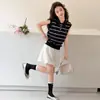 Conjunto de Colete de Tricô Listrado Estilo Academia para Meninas 2026 Verão Estilo Coreano Shorts Plissados Conjunto de Duas Peças Tendência