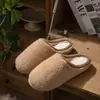 Chinelos de Algodão Cor Sólida para Homem 2026 Outono/Inverno Novo Estilo Casa Solado Grosso Quente Antiderrapante Veludo Adicionado Solado Macio Chinelos de Pelo para Homem