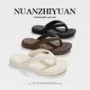 Novas Chinelas de Verão Antiderrapantes da Nanbowan, Modernas, Versáteis para Uso ao Ar Livre, Sandálias Rasteirinhas de Dedo da Moda para Praia