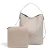 Bolsa Nueva de Mujer Transfronteriza Primavera 2025 Piel Suave Completamente Tejida a Mano Gran Capacidad Bolso Cubo Vintage Bolso Cruzado