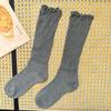 Calcetines blanco leche primavera y otoño oreja de madera raya vertical calcetines de tubo con costuras apiladas calcetines de pantorrilla grises combinan con todo microtransparentes verano para mujer