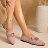 Zapatos slip-on de gamuza de punta fina, talla grande, modelo nuevo otoño 2026, con cadena metálica, zapatos casuales para mujer de comercio exterior transfronterizo