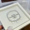 Pulseira de Prata Esterlina S925 Feminina Segura e Feliz Pulseira de Prata Quebrada Elegante Versátil Moderna Sofisticada Jovem Joia de Mão