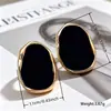 Pendientes Negros Yanbai Transfronterizos Vintage Estilo Hong Kong para Mujer, Diseño de Nicho Irregular Geométrico, Pendientes de Lujo Ligero de Alta Gama al por Mayor