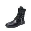 Botas de Motocicleta Estilo Punk Moderno e da Moda Outono e Inverno Espessas Resistentes ao Desgaste Botas Martin Botas de Couro de Cano Médio para Homens Tamanho Grande Transfronteiriças