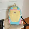 Mochila de Bloques de Color Nueva para Niños 2026 Mochila para Estudiantes de Primaria Ligera Impermeable Niños y Niñas Mochila Pequeña para Viajes al Aire Libre