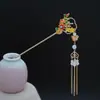 Novo Pente de Cabelo Estilo Palácio Chinês com Borlas para Hanfu, Apresentando um Design de Flores de Ameixa e Prosperidade