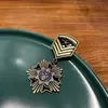 Qinggu insignia de pin de abanico militar antiguo insignia de pin de corona estrella de cinco puntas una generación de pelo