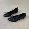 Zapatos Mary Jane retro franceses de piel de oveja para mujer con puntera fina, lazo, aumento de altura interior, puntera redonda, adecuados para ir al trabajo y uso diario.
