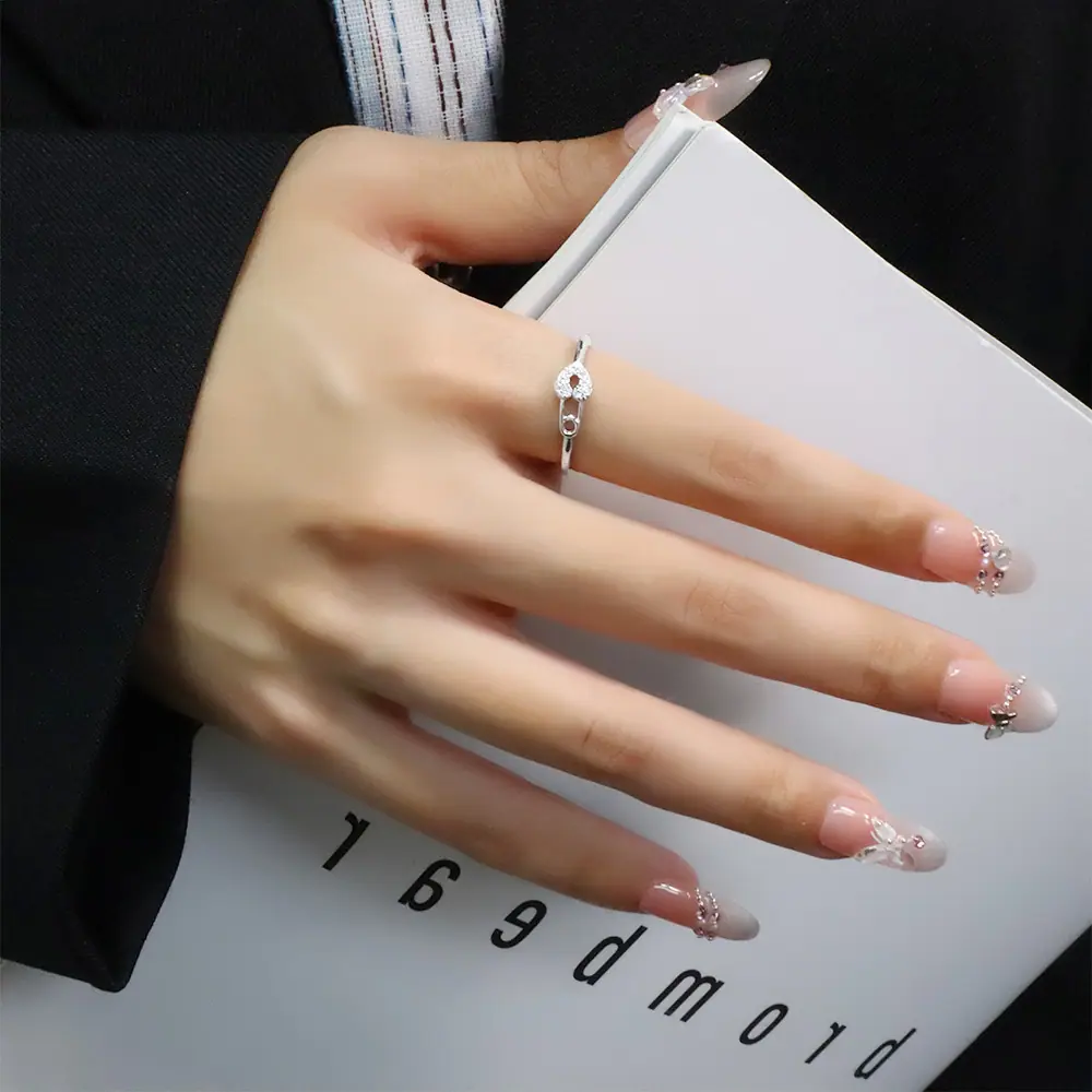 R699 (3).jpg