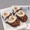 Nuevos Zapatos de Algodón Gruesos y Cálidos Birkenstocks Forrados de Felpa para Niñas Zapatos para Niños Antideslizantes de Suela Suave Zapatos de Piel para Exteriores