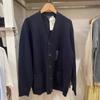 Suéter/cárdigan de punto con cuello en V, informal, suave y holgado, para hombres y mujeres japoneses solteros, otoño e invierno 24, 469402