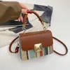 Bolsa Quadrada Pequena Colorida 2026 Outono Novo Patchwork Feminina de Ombro Único Transversal Moda Trançada Caixa Bolsa para Celular