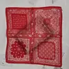 Pañuelo cuadrado estampado de leopardo bufanda coreana femenina de seda versátil pañuelo para el pelo bufanda retro flor de anacardo pañuelo cuadrado pequeño venta al por mayor