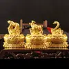 Nuevas figuritas del zodiaco en color oro arena, diseñadas para atraer riqueza y prosperidad, con lingotes giratorios y animales del zodiaco, un adorno decorativo de escritorio para atraer la buena fortuna