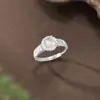 Anillo de Jade de Espuma de Agua Facial de Huevo Natural de Moda para Mujer Plata de Ley S925 Diseño Único Incrustado con Jade de Hielo Alto y Transparente