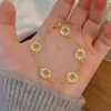 Novo Bracelete de Pérolas 2025 para Mulheres, Luxo Acessível Design de Nicho, Bracelete de Alta Qualidade e Requintado, Lindo Bracelete para Empilhar