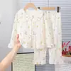 Conjunto de pijama para niños de algodón, lindo diseño de dibujos animados de manga larga para casa para niñas, conjunto elegante y cómodo de dos piezas para primavera y otoño