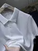 Camisa polo casual de seda de hielo para hombre, tendencia de verano 2026 estilo Hong Kong, top liso de punto de manga corta