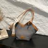 Bolsa de Mão Grande Capacidade Estilo Coreano Nova Verão 2026 Nicho, Bolsa de Mão Ombro Versátil Fashion Coração