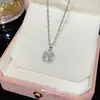 Collar Colgante de Cristal de Acero de Titanio para Mujer, Cadena para Clavícula de Estilo Minimalista Inspirado en el Diseño, Nuevo Estilo de Lujo Ligero de Moda 2026