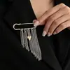 Moda transfronteriza europea y americana 2026: broches decorativos de borlas con forma de corazón de moda para fotografía callejera, estilo simple y versátil, y tobilleras de cadena corta