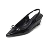 Sandalias Cómodas de Tacón Cuña con Lazo de Cuero para Commuter 2026 Punta Fina Tacón Alto de Cuero Genuino Color Claro de Punta Cerrada sin Espalda para Mujer