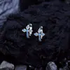 Pendientes de Plata de Ley S925 Estilo Ins Europeo y Americano con Circonita Redonda Turquesa y Cruz, Diseño de Moda Único y Moderno con un Sentido de Lujo