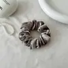 Scrunchie Plissado de Veludo Simples para Mulheres, Alta Elasticidade, Elástico de Cabelo Durável, Acessório de Cabelo Versátil e na Moda