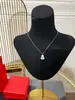 Collar de calabaza Kirin de alta gama, pequeño colgante de calabaza, ágata roja y nácar blanco, disponible para dropshipping y suministro para transmisiones en vivo