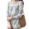 Camiseta de punto fina de seda helada a rayas de manga larga para mujer, cubierta de verano para aire acondicionado, estilo casual holgado, adelgazante