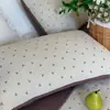 Corea del Sur Algodón de Ganso Cubierta de Cama Juego de Tres Piezas Lavable a Máquina Algodón de Doble Cara Acolchado Sábana de Cama Acolchada Manta Universal para Todas las Estaciones