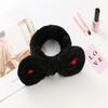 Diadema bordada de franela con lazo para el pelo para mujer, súper linda y con bordado de amor.