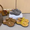 Nova Versão em Couro com Aumento de 5,5 cm de Altura, Sapatilha Feminina Suede com Cadarço e Contas no Dedo Grande, Estilo Birkenstock