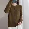 Estilo Coreano Nuevo Estilo Old Money Cardigan de Punto Trenzado con Bolsillo de Gamuza Cuello Redondo Manga Larga para Mujer de Temperamento Delgado Versátil