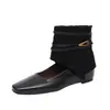 Botas de Cano Curto da Moda com Zíper nas Costas Estilo Novo Retrô Botas de Cano Curto Plataforma Versátil Decote Baixo Bico Quadrado Vazadas Botas de Cano Curto Femininas