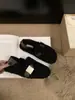 Zapatos peludos para mujer 2026 de moda invierno nuevos retro coreanos planos slip-on mocasines zapatos de algodón felpa para mujer para uso exterior