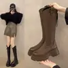 Botas altas hasta la rodilla de suela gruesa para mujer, adelgazantes y que aumentan la altura, estilo motero, modernas botas de otoño de caña alta nuevas