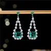 Pendientes Largos de Zirconia Esmeralda de Lujo Ligero y Gama Alta con Pasador de Plata S925, Pendientes Tachonados de Diamantes para Mujer, Pendientes de Moda Estilo Europeo y Americano