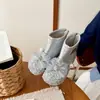 2026 Inverno Novo Botas de Couro Forradas com Lã Estilo Princesa Fofa com Laço para Meninas Moda Infantil Botas Curtas de Algodão com Strass de Duas Camadas