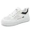 Zapatos de Verano de Malla para Mujer Ins Deportivos Casuales Estilo Coreano Súper Suaves Transpirables Zapatos de Skate Blancos Pequeños Estilo Occidental Ligeros Celebridad de Internet
