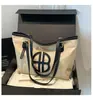 Bolso de axila de gran capacidad para el día a día, nuevo bolso para mujer 2025, bolso de hombro casual y elegante, bolso tote con bloques de color elegantes