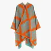 2025 Nuevo Chal Floral Versátil Color Bloqueo Moda Comercio Exterior Multi-Elemento Venta Directa del Fabricante Ropa de Abrigo Cálida