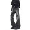 Jeans negros para hombre estilo retro americano con patrón de rayo arrugado, lavado de alta costura, diseño único, aspecto apilado, pantalón ligeramente acampanado