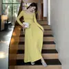 Vestido Largo de Manga Larga con Espalda Descubierta y Diseño Calado con Copas Extraíbles, Corte Ajustado, Favorecedor, Versátil para Salir y para el Trabajo, Estilo Femenino