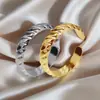 Anillo Retro de Diseño de Nicho para Mujer Acero Inoxidable Estilo Exagerado Forma Especial Hueco Apertura Ajustable Nuevo Anillo de Acero de Titanio