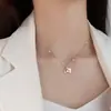Collar con Colgante de Trébol Fresco de Doble Capa Estilo Japonés Joyería Versátil Cadena para Clavícula Hoja Estilo Bosque No se Desvanece