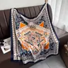 Roupa de Viagem Proteção Solar Lenço Quadrado Estampado Retrô Geométrico Moda Feminina Nicho Lenço 90 Lenço Decorativo Tendência Atacado